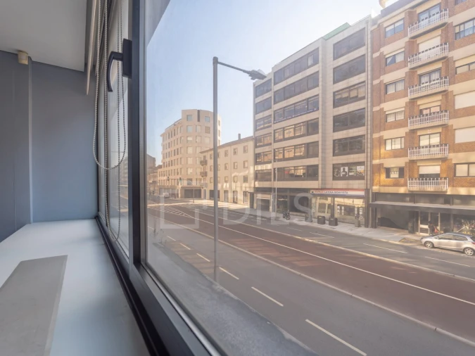 Escritório para Arrendamento em Lordelo do Ouro e Massarelos Foto 3