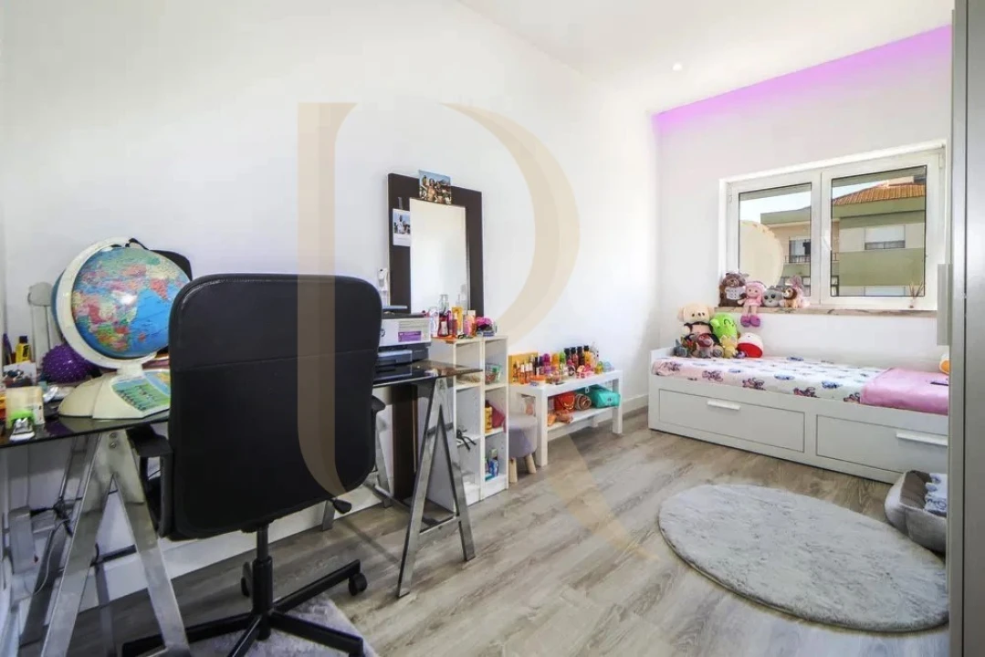 Apartamento T3 para Venda em Amora Foto 10