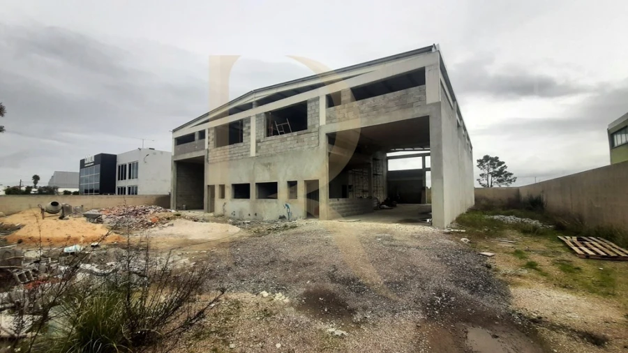Armazém para Venda em Seixal, Arrentela e Aldeia de Paio Pires Foto 2