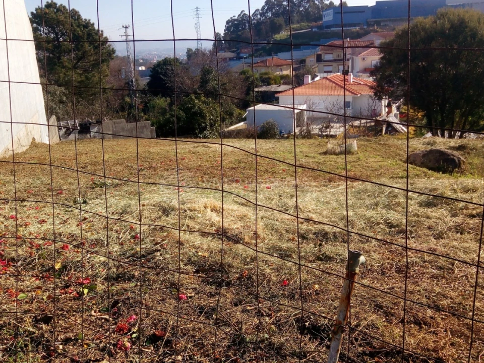 Terreno para Venda em Pedroso e Seixezelo Foto 4