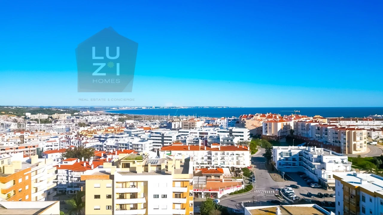 Apartamento T2 para Arrendamento em Lagos (São Sebastião e Santa Maria) Foto 39