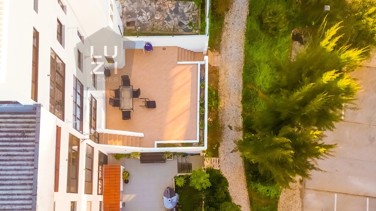 Apartamento T2 para Arrendamento em Lagos (São Sebastião e Santa Maria) Foto 3