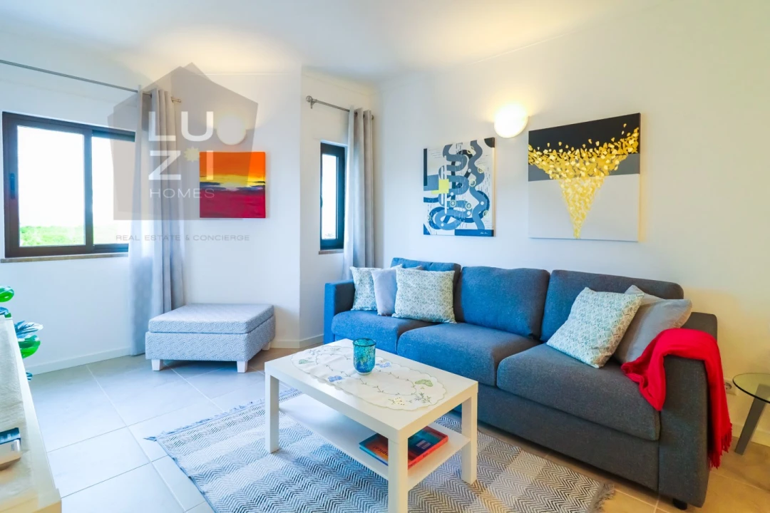 Apartamento T2 para Arrendamento em Lagos (São Sebastião e Santa Maria) Foto 23