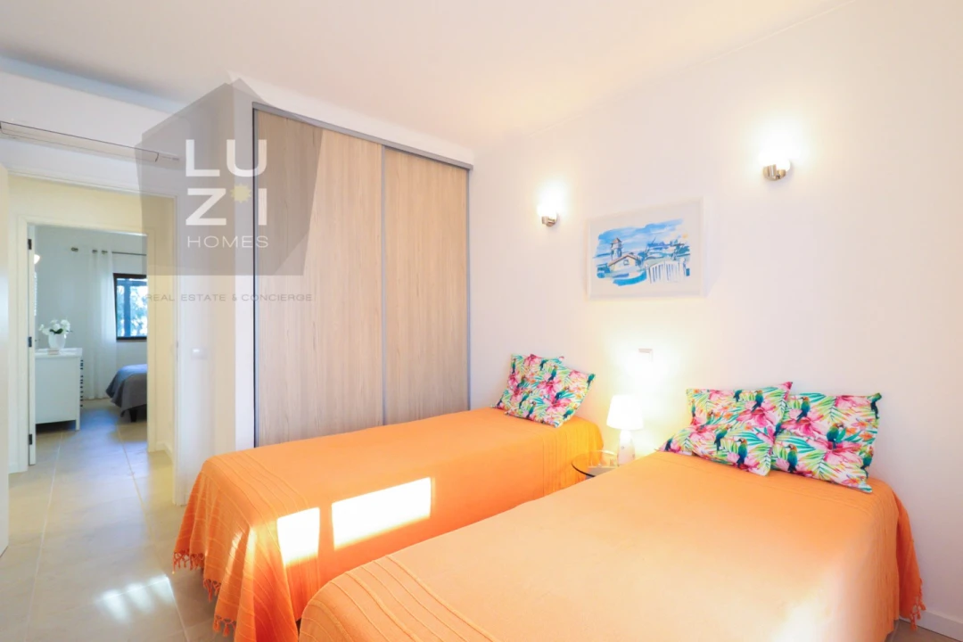 Apartamento T2 para Arrendamento em Lagos (São Sebastião e Santa Maria) Foto 30