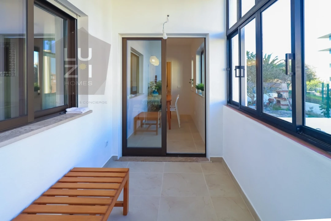 Apartamento T2 para Arrendamento em Lagos (São Sebastião e Santa Maria) Foto 7