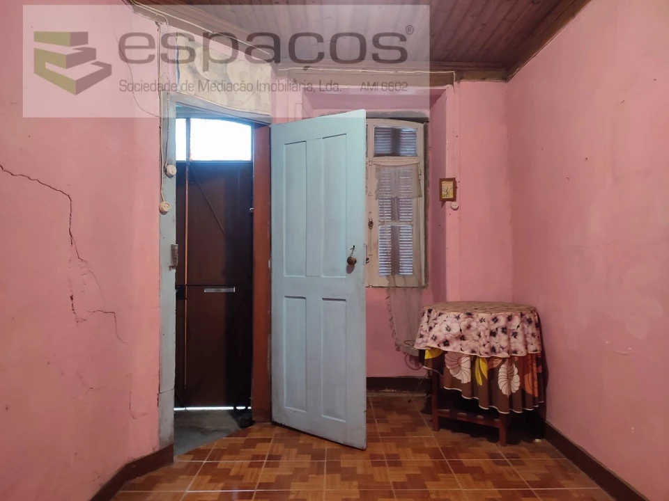 Moradia T3 para Venda em Castelo Branco Foto 10