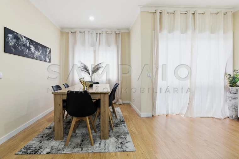 Apartamento T2 para Venda em Rio Tinto Foto 5