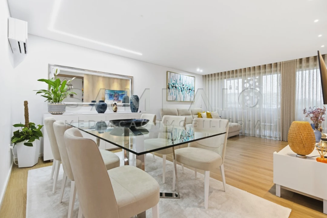 Apartamento T2 para Venda em Rio Tinto Foto 2