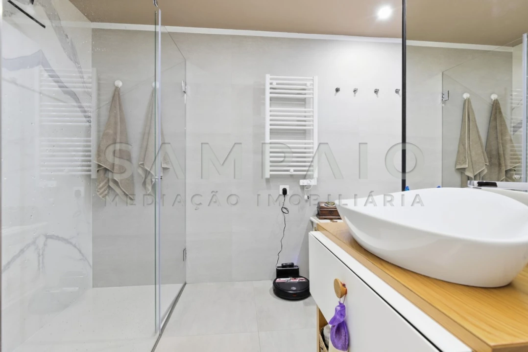 Apartamento T2 para Venda em Rio Tinto Foto 26