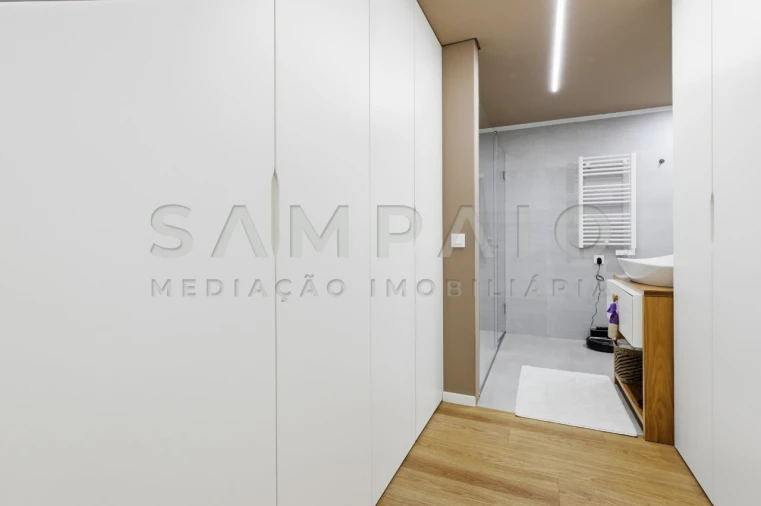 Apartamento T2 para Venda em Rio Tinto Foto 24