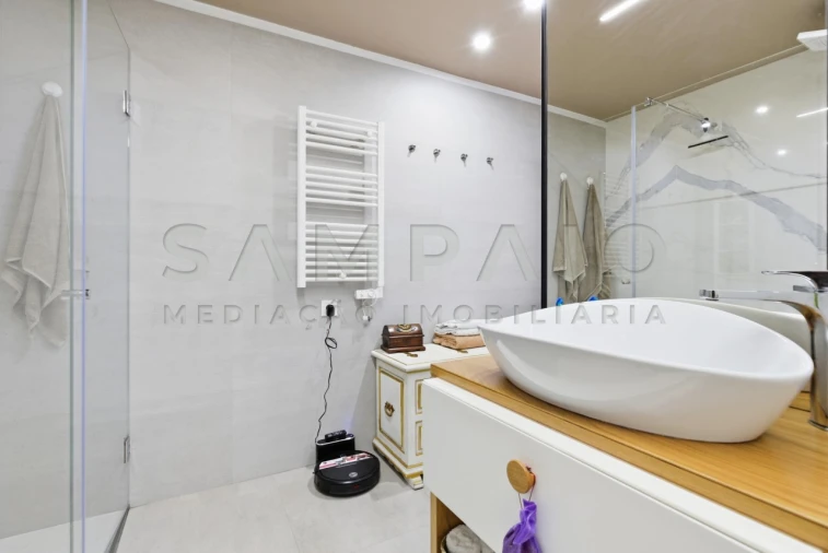 Apartamento T2 para Venda em Rio Tinto Foto 25