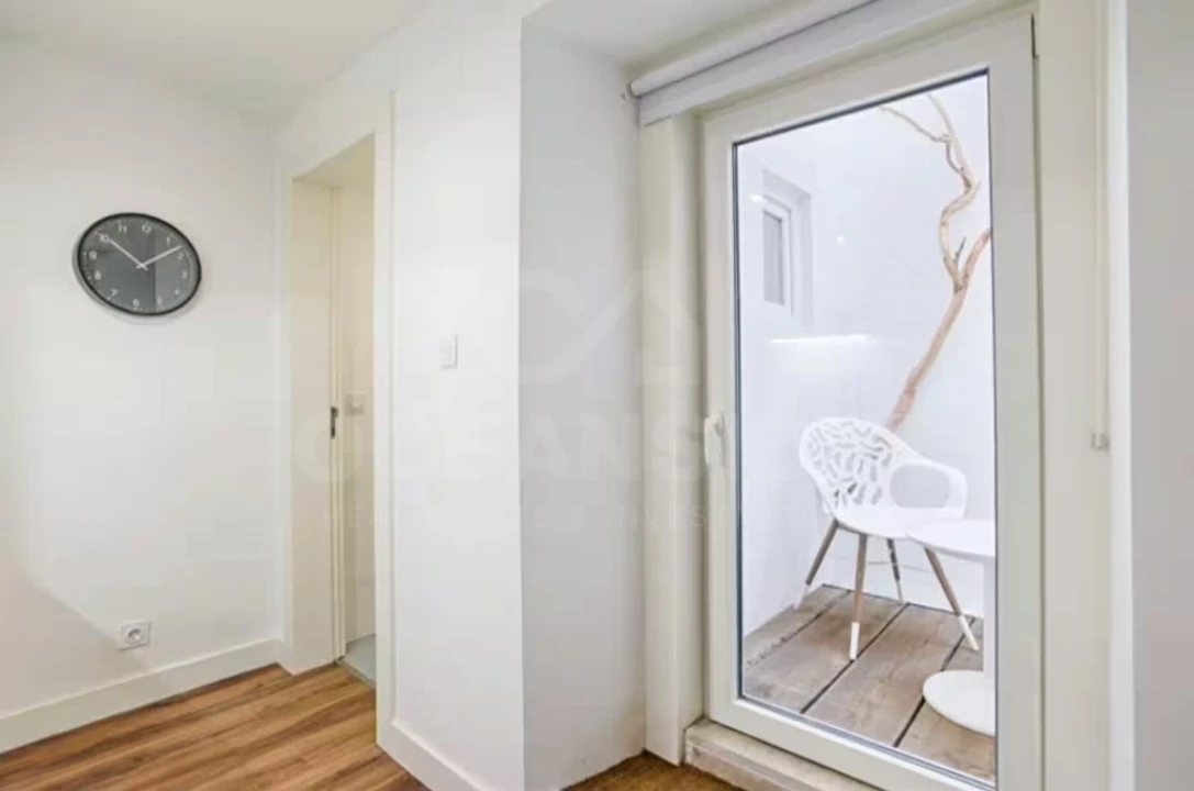 Apartamento T1 para Venda em Misericórdia Foto 11