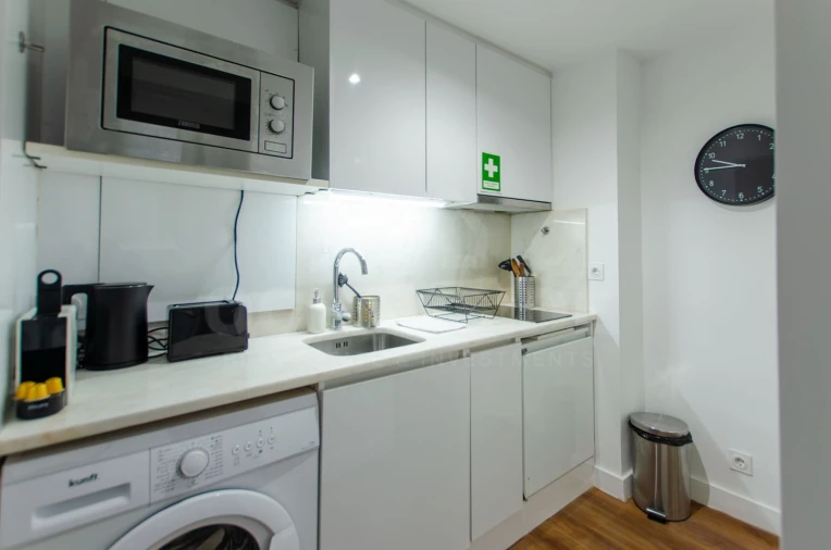 Apartamento T1 para Venda em Misericórdia Foto 8