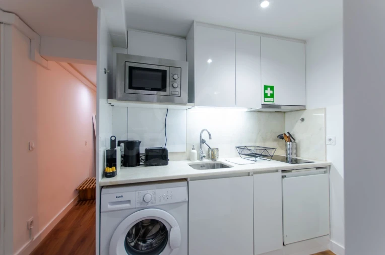 Apartamento T1 para Venda em Misericórdia Foto 9