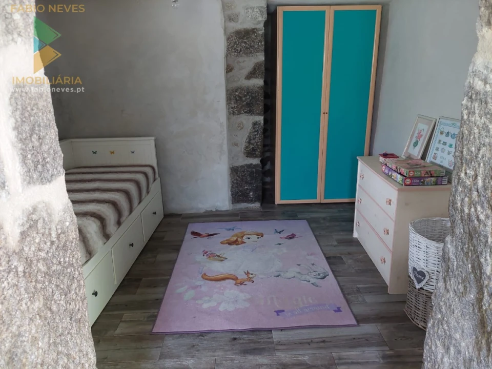 Moradia T2 para Venda em Refoios do Lima Foto 12