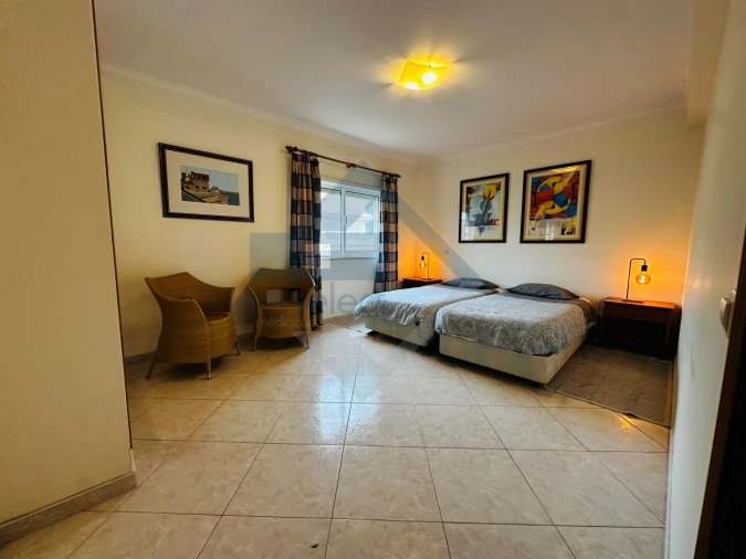 Apartamento T2 para Venda em Quarteira Foto 14