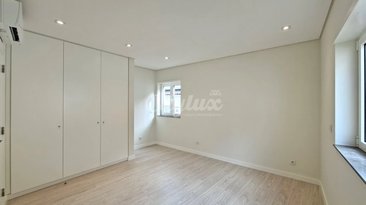 Apartamento T2 para Venda em Cascais e Estoril Foto 14