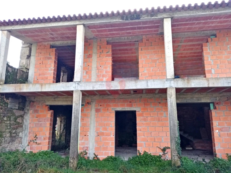 Moradia T3 para Venda em Friestas Foto 2