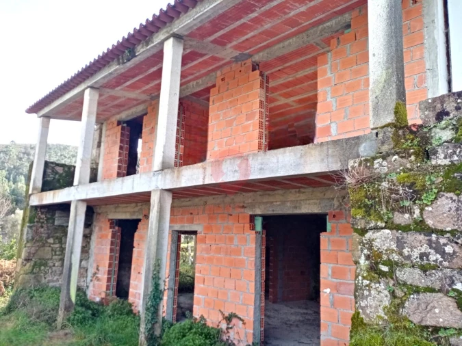 Moradia T3 para Venda em Friestas Foto 1