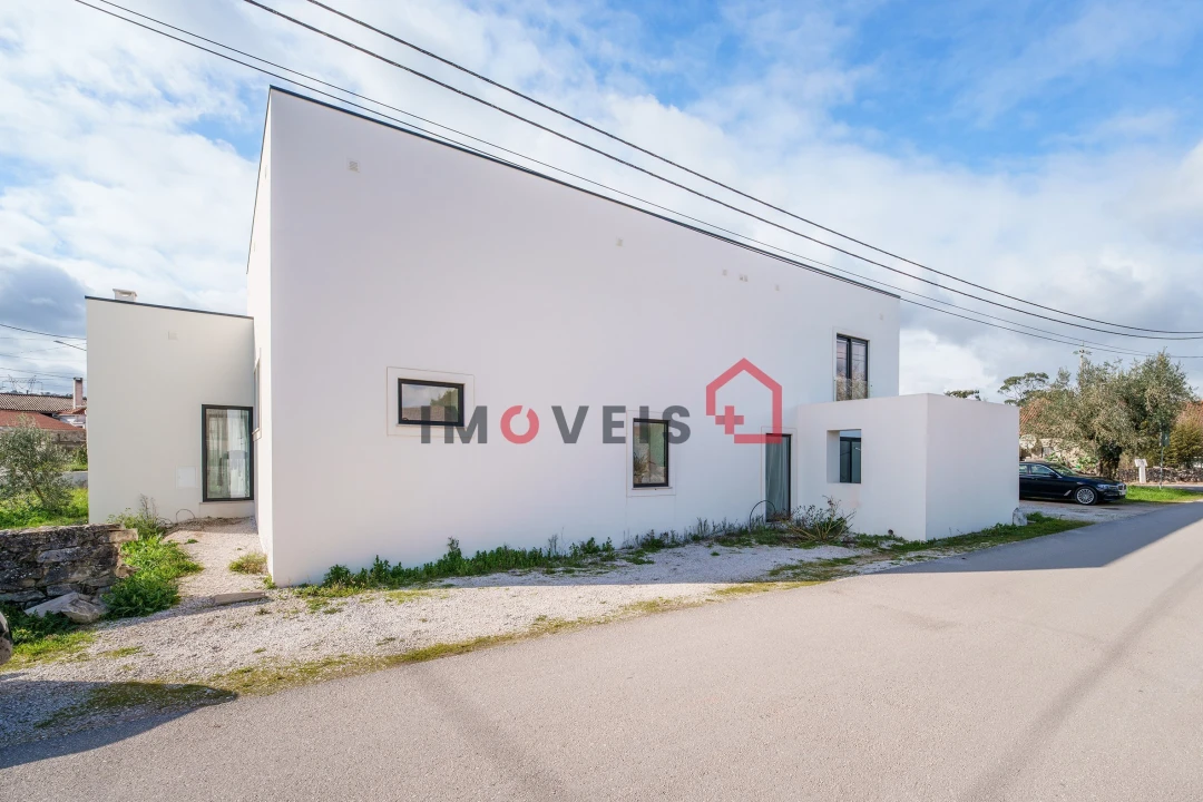 Moradia T3 para Venda em Fatima Foto 15