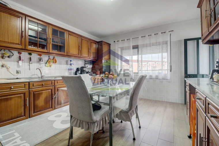 Apartamento T3 para Venda em Bombarral e Vale Covo