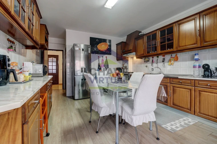 Apartamento T3 para Venda em Bombarral e Vale Covo Foto 20