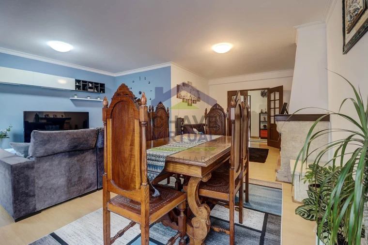 Apartamento T3 para Venda em Bombarral e Vale Covo Foto 8