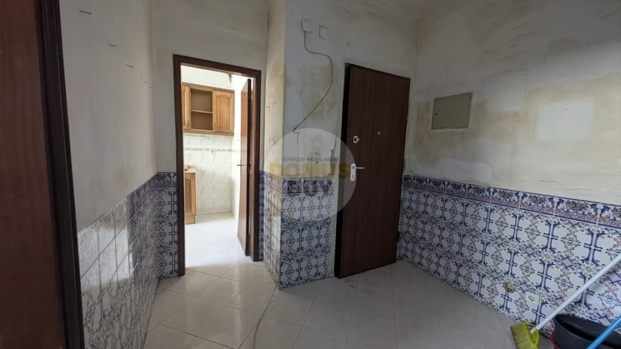Apartamento T1 para Venda em Amora Foto 11