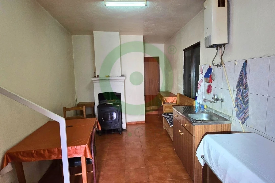 Moradia T4 para Venda em Vilar de Ossos Foto 4