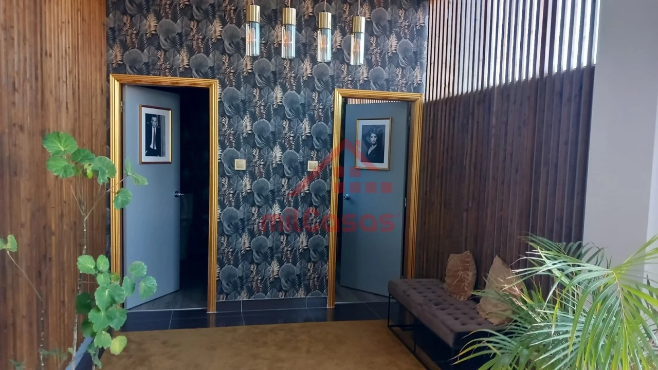 Escritório para Arrendamento em Santa Maria, São Pedro e Matacães Foto 5