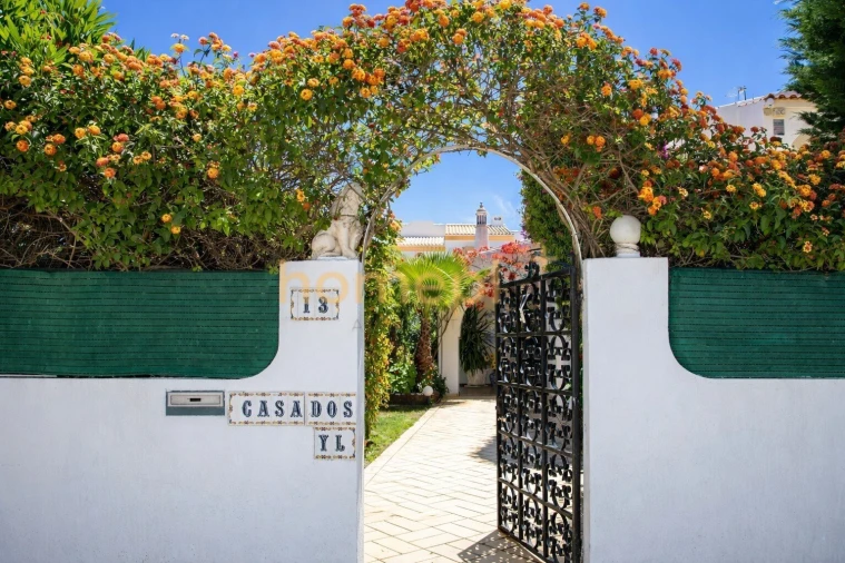 Moradia T3 para Venda em Albufeira e Olhos de Água Foto 4