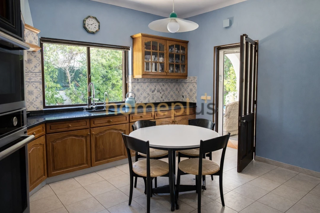 Moradia T3 para Venda em Albufeira e Olhos de Água Foto 7