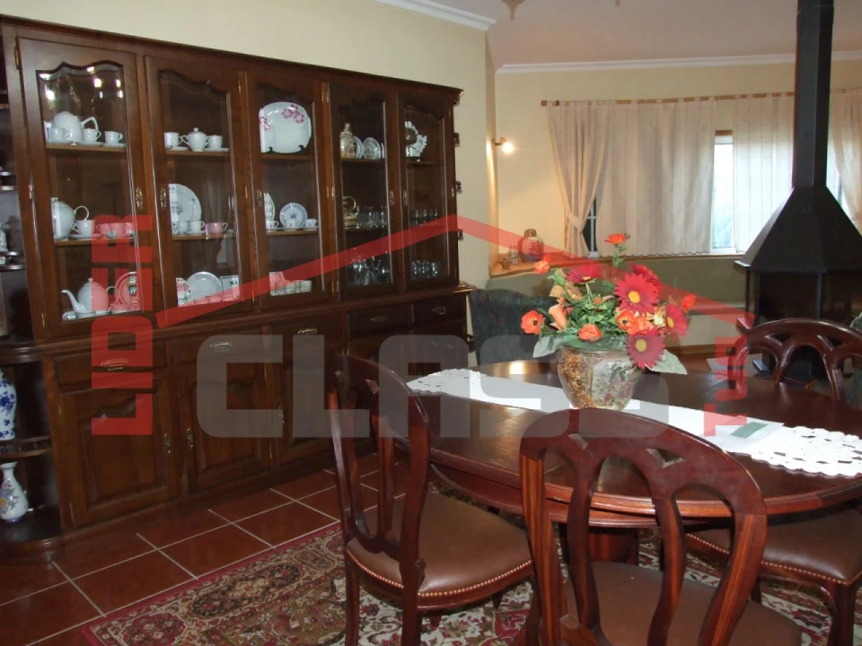 Moradia T3 para Venda em Assares e Lodões Foto 8