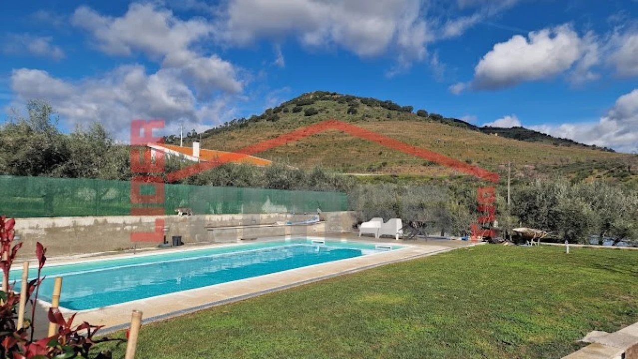 Moradia T3 para Venda em Assares e Lodões Foto 30