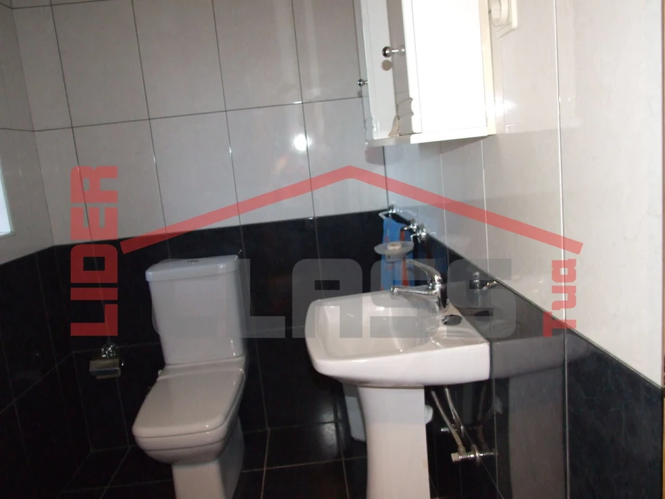 Moradia T3 para Venda em Assares e Lodões Foto 35