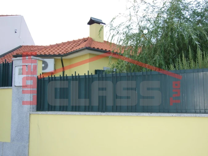 Moradia T3 para Venda em Assares e Lodões Foto 16