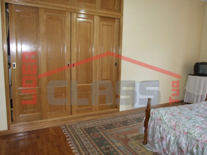 Moradia T3 para Venda em Assares e Lodões Foto 11