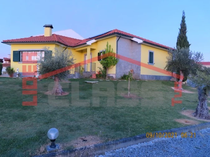 Moradia T3 para Venda em Assares e Lodões Foto 33