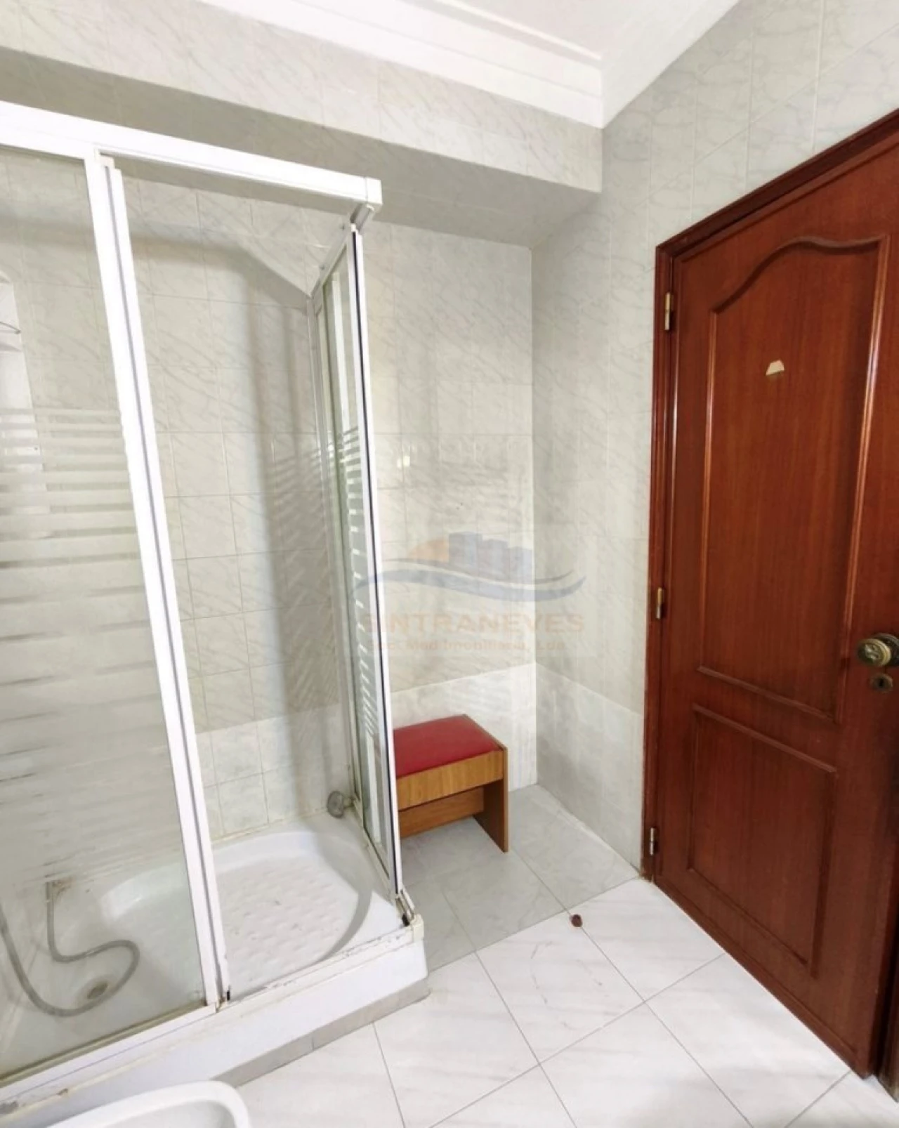 Apartamento T3 para Venda em Venteira Foto 22