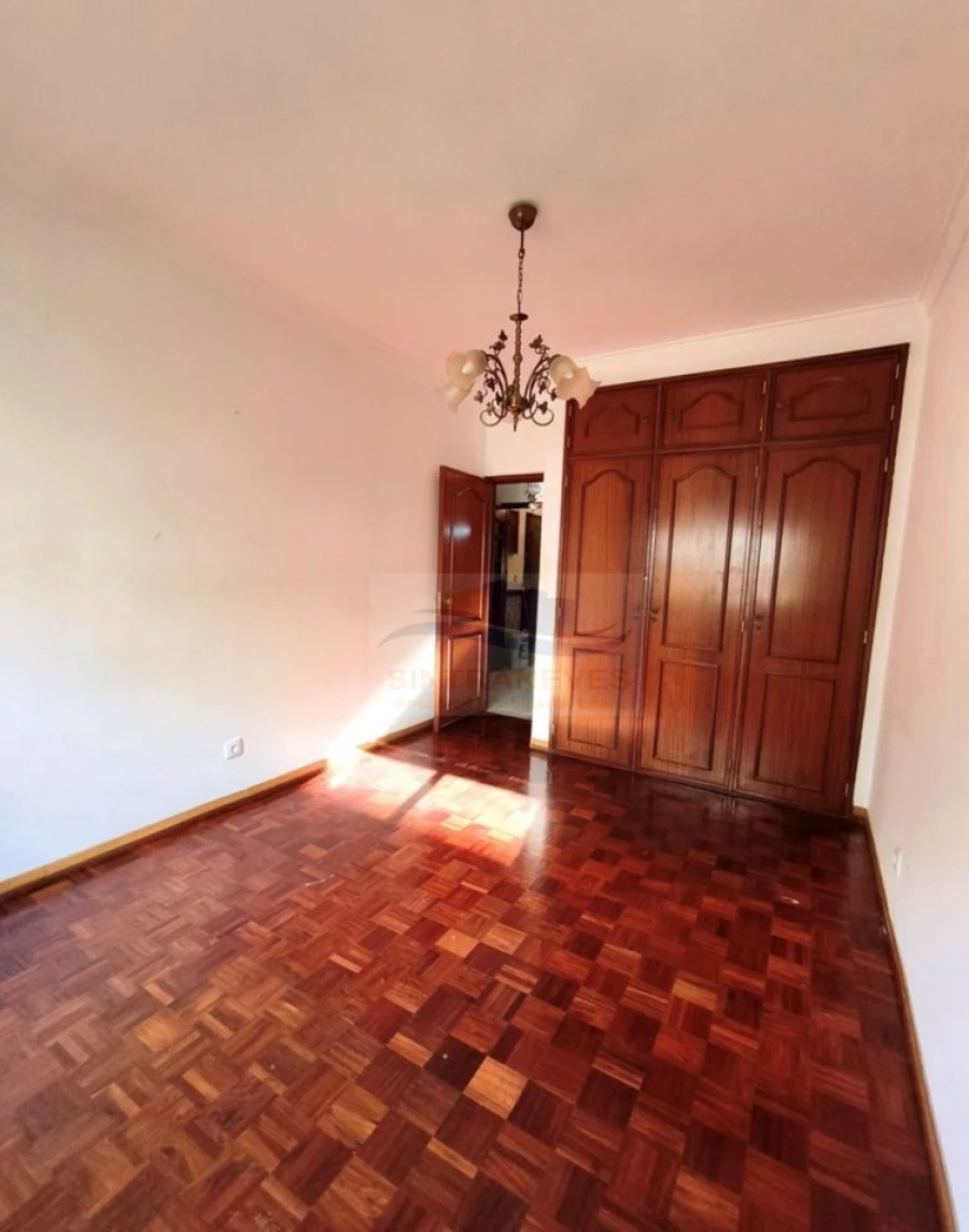 Apartamento T3 para Venda em Venteira Foto 18