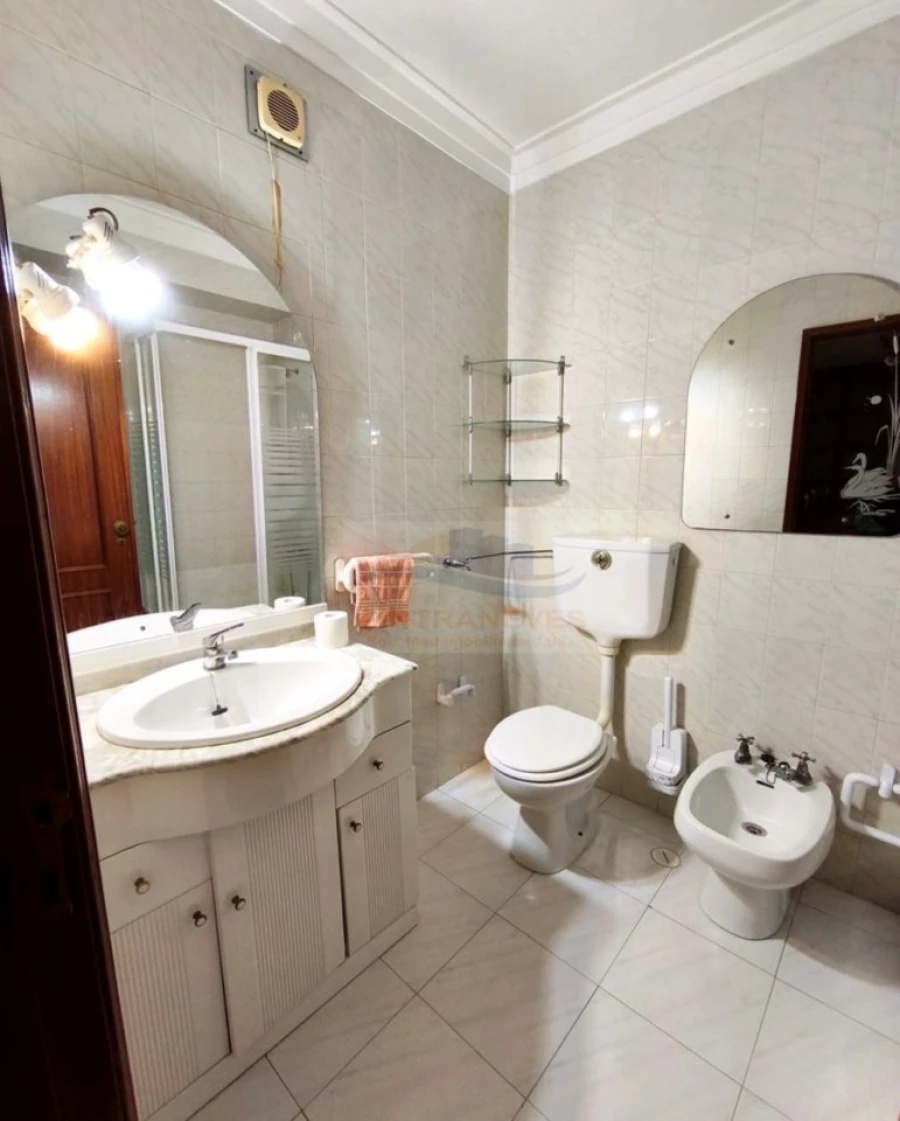 Apartamento T3 para Venda em Venteira Foto 21