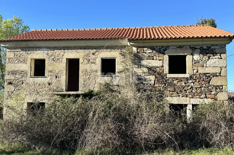 Terreno para Venda em Fundão, Valverde, Donas, A. Joanes, A. Nova Cabo Foto 2
