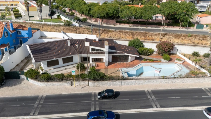 Moradia T11 para Venda em Carcavelos e Parede Foto 8