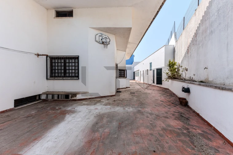 Moradia T11 para Venda em Carcavelos e Parede Foto 41