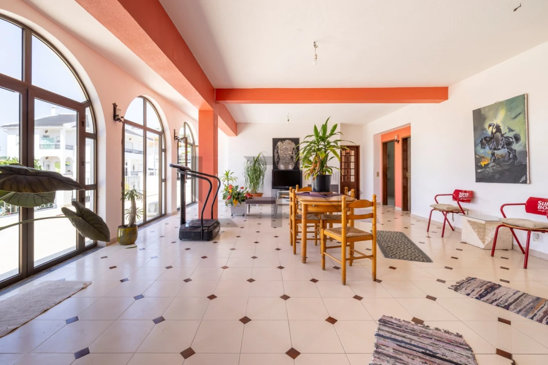 Moradia T7 para Venda em Caparica e Trafaria Foto 13