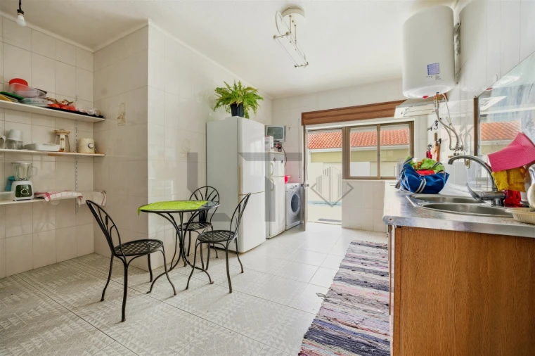 Moradia T7 para Venda em Caparica e Trafaria Foto 22