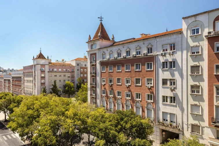 Loja para Arrendamento em Avenidas Novas Foto 6