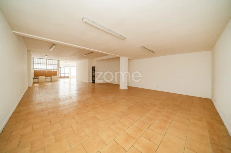 Negócio para Venda em Braga (São José de São Lázaro e São João do Souto) Foto 11