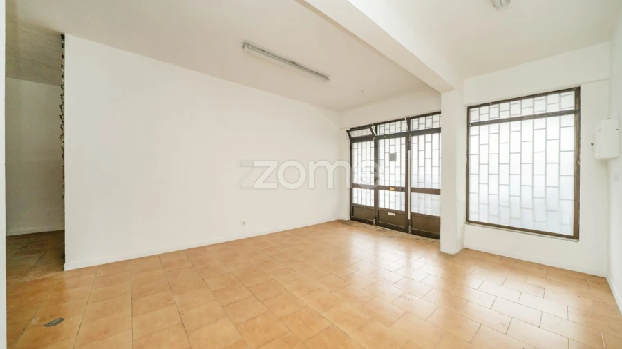 Negócio para Venda em Braga (São José de São Lázaro e São João do Souto)