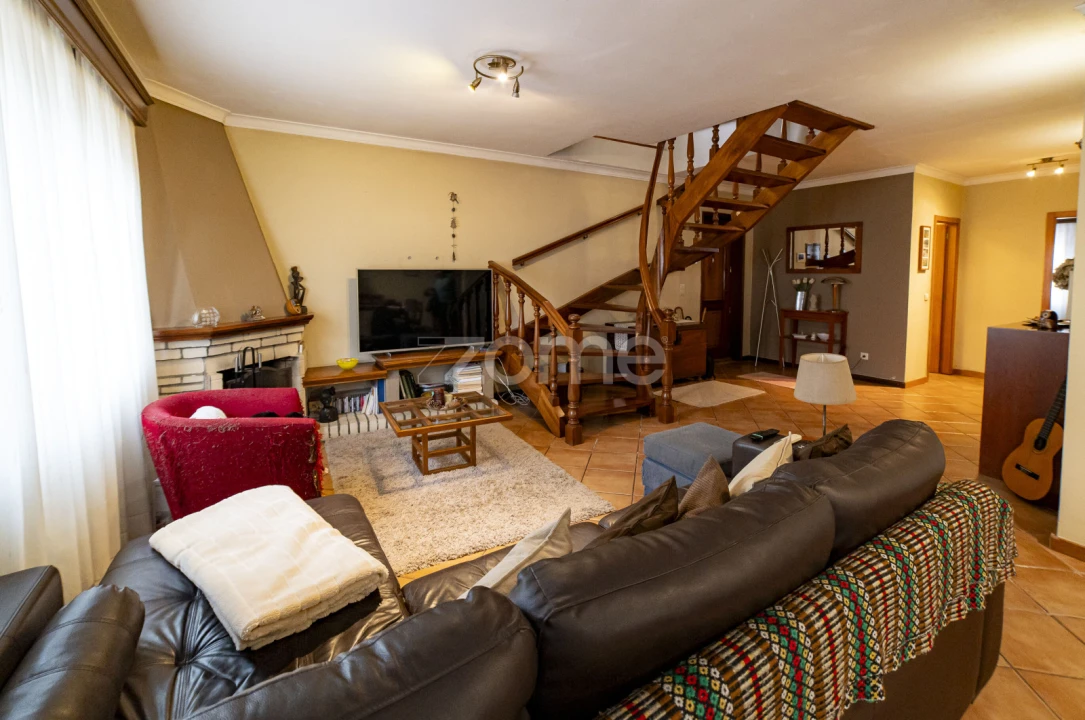 Moradia T4 para Venda em Custóias, Leça do Balio e Guifões Foto 11